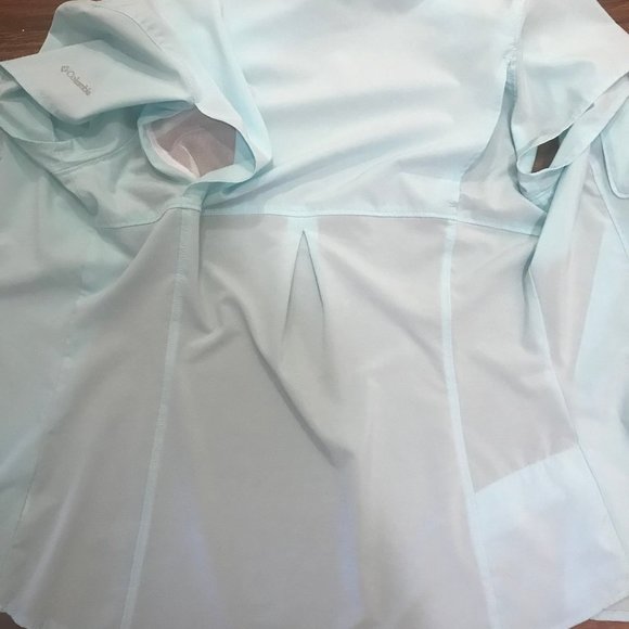 Columbia Breathable Pale Blue Bahama Blouse - Picture 4 of 6